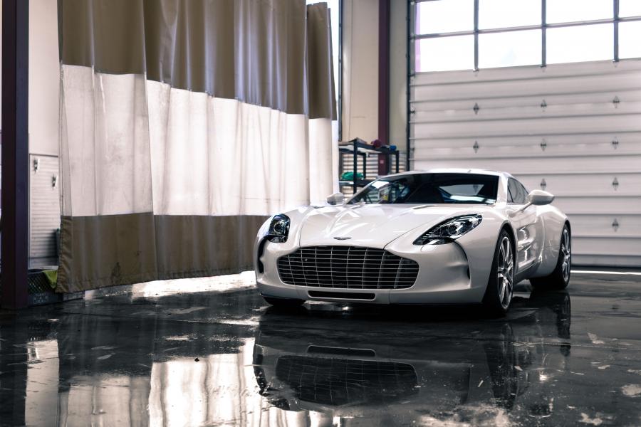  Aston Martin One-77 2010 года  (фото 68 из 89)
